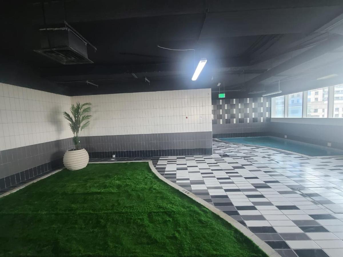 Elegant W/ Iconic View Apartment Dubai